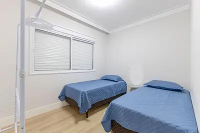 A planta de Excelente apartamento em condomínio pé na Areia.