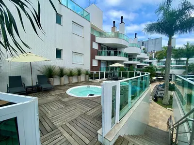 A piscina em ou perto de 233 Hospede-se no Boulevard Bombinhas Centro