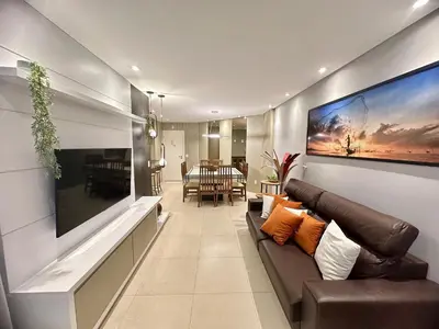 Uma televisão e/ou sistema de entretenimento em 128A - Boulevard Bombinhas – até 6 pessoas