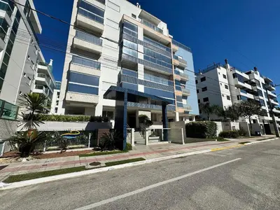 O edifício onde o apartamento está situado