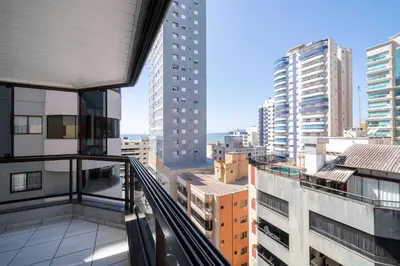 Uma varanda ou terraço em Achei Itapema • Nápoli Residencial, R.224