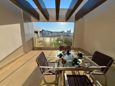 Uma varanda ou terraço em 025 Cobertura ed Mario Guilherme 3 suites