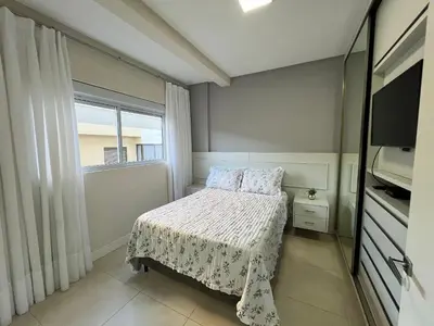 Uma cama ou camas num quarto em 025 Cobertura ed Mario Guilherme 3 suites