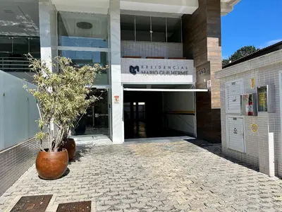 A planta de 025 Cobertura ed Mario Guilherme 3 suites