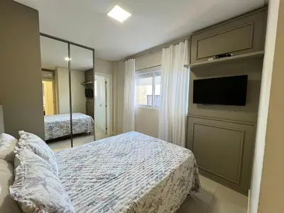 Uma cama ou camas num quarto em 025 Cobertura ed Mario Guilherme 3 suites