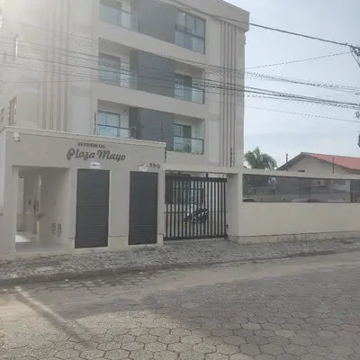 O edifício onde o apartamento está situado