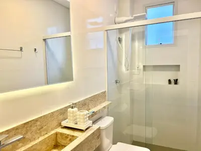 Uma casa de banho em Lindo! Apto completo na Praia de Palmas! ZI02I