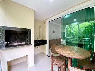 A cozinha ou kitchenette de Apartamento em Bombinhas