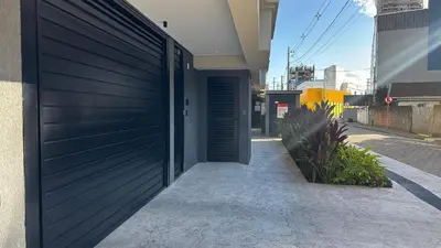 O edifício onde o apartamento está situado