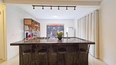 A cozinha ou kitchenette de Casa com acesso praia de Zimbros