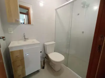 Uma casa de banho em A001- Ed Montreal Apto 304