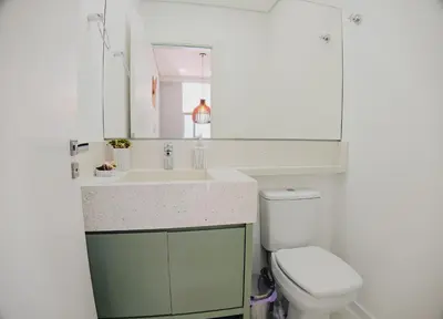 Uma casa de banho em Linda cobertura duplex na Praia do Mariscal!