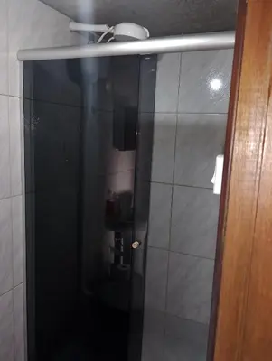 Uma casa de banho em Kitnet 2 quartos Porto Belo, perto da praia