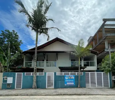 O edifício onde o apartamento está situado