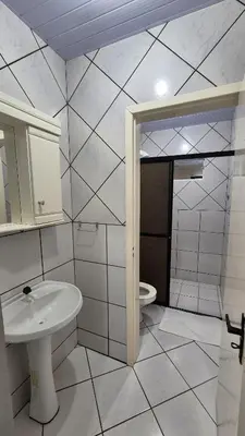 Uma casa de banho em Residencial Vida na Praia APTO 01