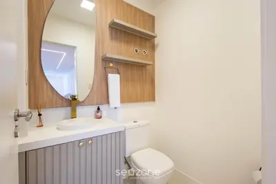 Uma casa de banho em Apto c/ Churrasqueira a 450 m da Praia SZT0375