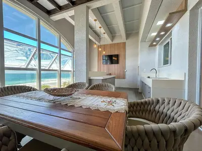 A planta de 147 - Dúplex de Luxo com Jacuzzi em Mariscal