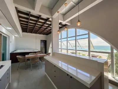 A planta de 147 - Dúplex de Luxo com Jacuzzi em Mariscal