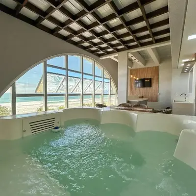 147 - Dúplex de Luxo com Jacuzzi em Mariscal