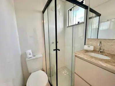 Uma casa de banho em Achei Itapema • Novara Residencial, Perequê PB/SC
