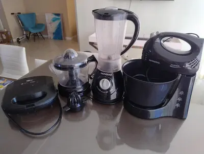 Comodidades para chá e café em Apartamento de luxo em Meia Praia