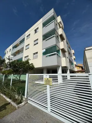 O edifício onde o apartamento está situado