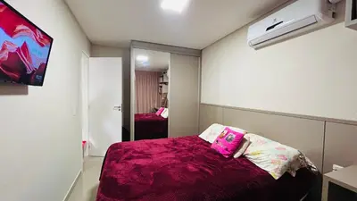 Uma cama ou camas num quarto em Linda Cobertura 350m da Praia de Bombas