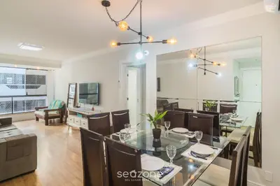 A planta de Apto com 3 quartos a 120m da praia central LHE0201