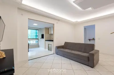 A cozinha ou kitchenette de Apto c/ varanda e churrasq. a 290m do mar CAU0199