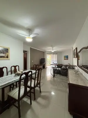 Uma área de estar em Apartamento Verão no centro de Itapema