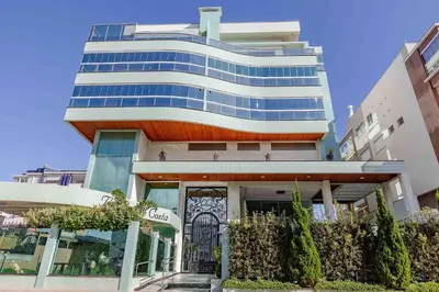 O edifício onde a casa de férias está situado