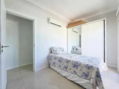 Uma cama ou camas num quarto em 111 - Cobertura com 03 quartos e piscina!