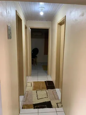 A planta de Casa com 3 Quartos a 140m da Praia de Calheiros