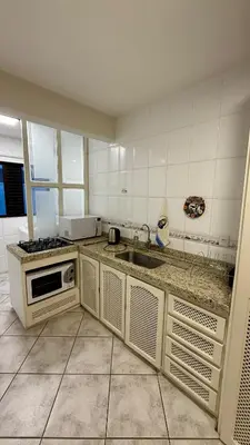 A cozinha ou kitchenette de Refúgio em Meia Praia