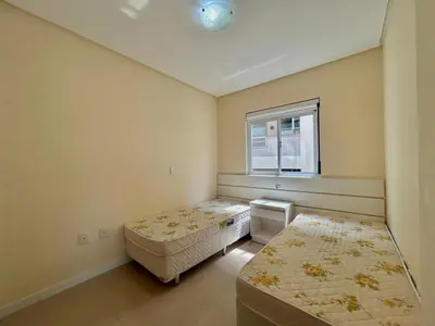 A planta de Excelente apto 3 dormitórios em Bombas / SC