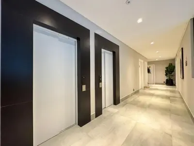 A planta de Flat com piscina aquecida em Bombas / SC