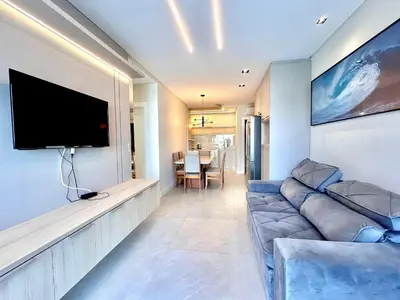 A planta de Excelente apartamento em Bombas