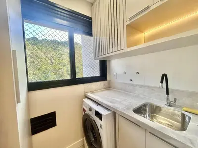 A planta de Excelente apartamento em Bombas