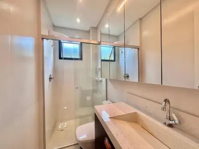 A planta de Excelente apartamento em Bombas