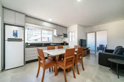 A cozinha ou kitchenette de Solar do Atlântico 214 – Beira Mar em Bombas