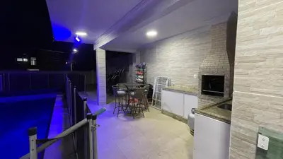 A cozinha ou kitchenette de Casa com Piscina - Refúgio do Mar 3 Quartos