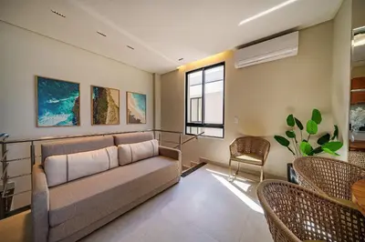 A planta de Canto da Amoreira 203 - Apartamento Duplex - Vista para o Mar - Canto Grande - Bombinhas