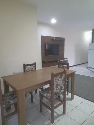 Uma televisão e/ou sistema de entretenimento em Condomínio Residencial Eberle - APTO 401