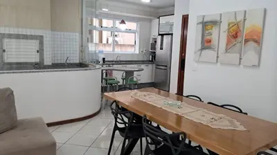 A cozinha ou kitchenette de Apto 3 Suítes Quadra Mar Itapema SC