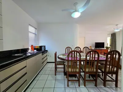A cozinha ou kitchenette de Apt 3 Quartos 1 minuto da praia em Itapema
