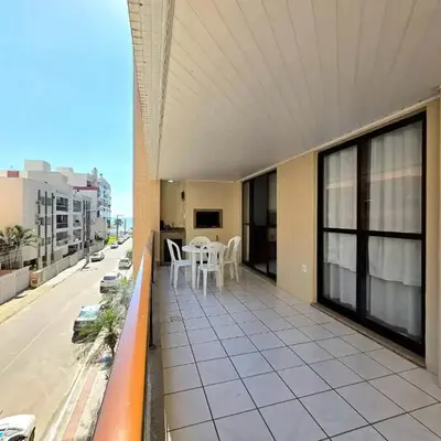 Apt 3 Quartos 1 minuto da praia em Itapema