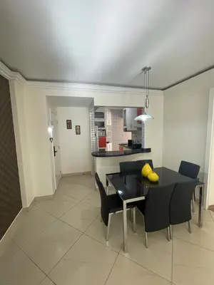 A cozinha ou kitchenette de Apto de 2 Quartos em Meia Praia