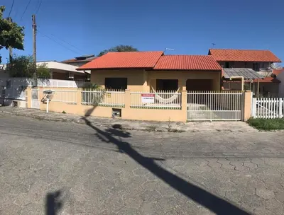 O edifício onde a casa de férias está situado