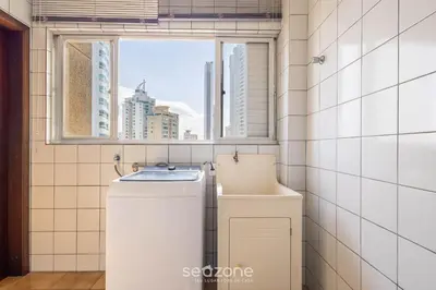 A planta de Sua estadia completa a beira-mar na melhor localização de BC - CETs