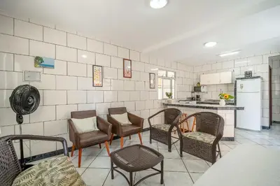A cozinha ou kitchenette de Casa com 02 quartos 150m da praia